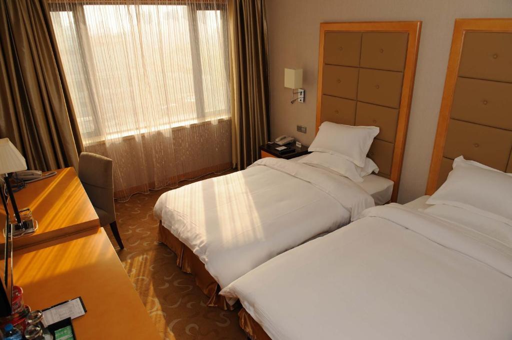 Shanghai Sky Rainbow Hotel Phòng bức ảnh