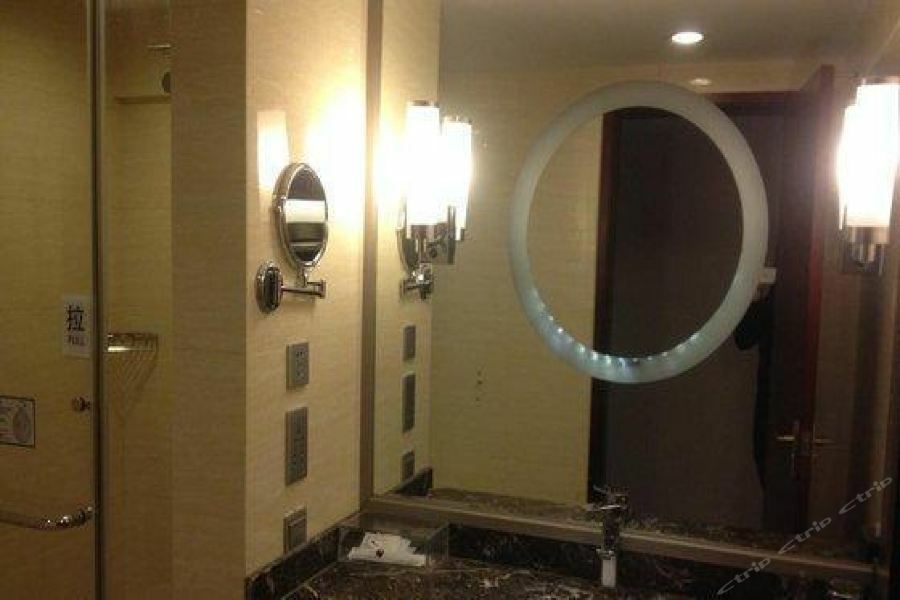 Shanghai Sky Rainbow Hotel Ngoại thất bức ảnh